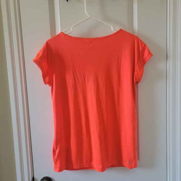 T-shirt - Picture 2 of 2